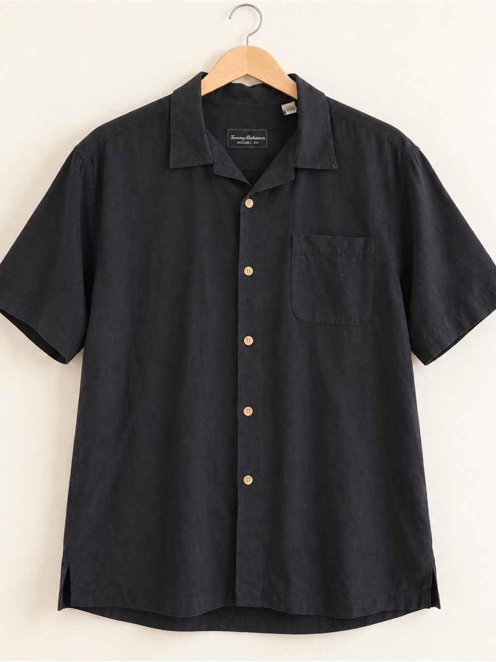 Tommy Bahama Black Short-Sleeve Camp Shirt XL